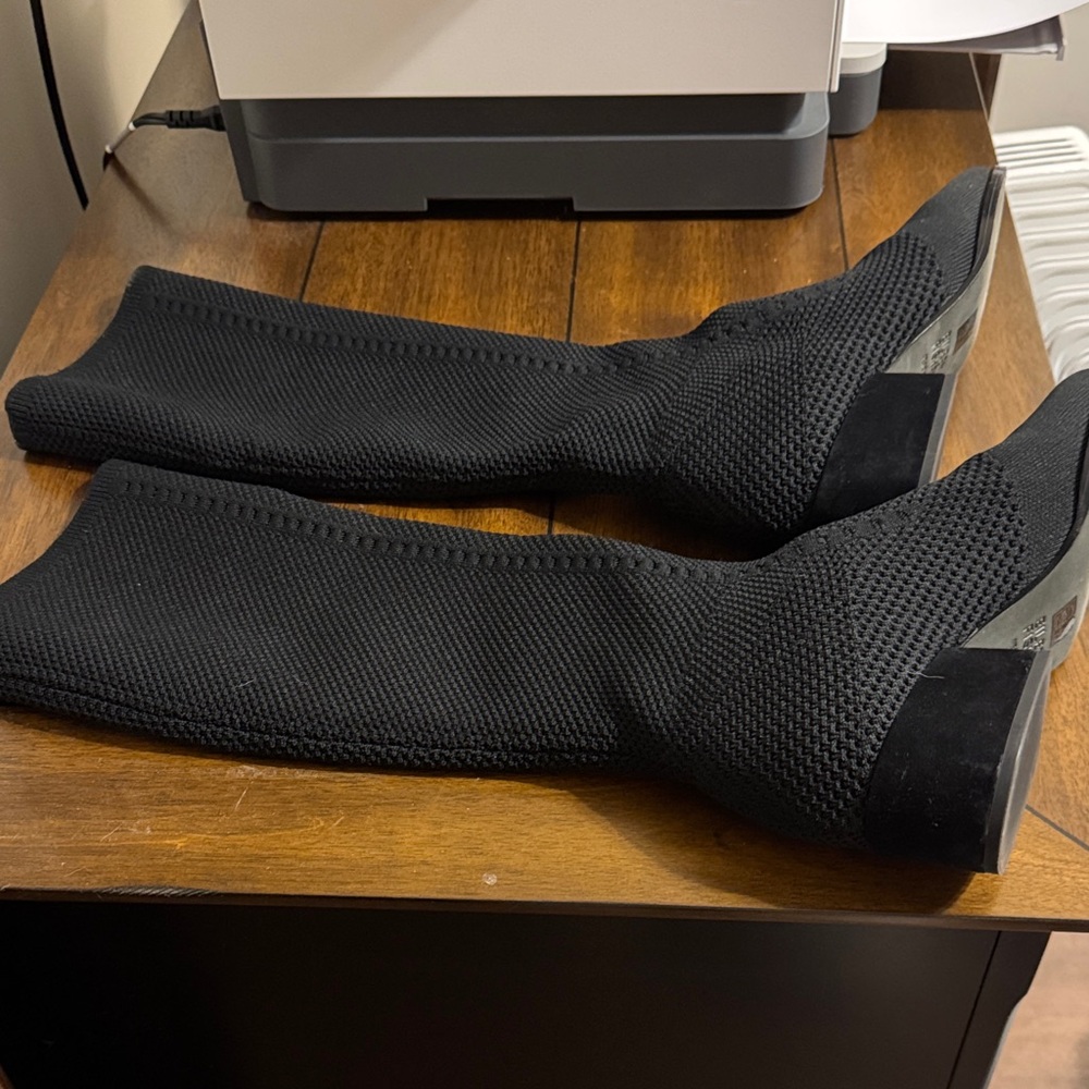 Eileen Fisher Textured Black Stretch Heeled Boots